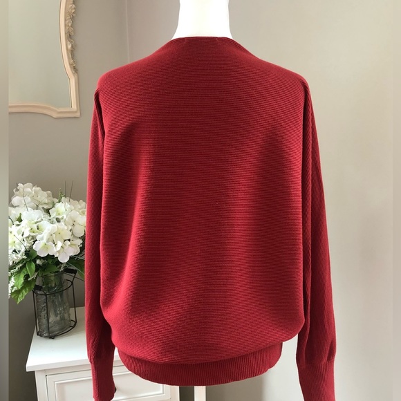 New York & Company Women’s Boatneck Rayon/Nylon Loose Fitting Sweater, Rust Sz S - Picture 2 of 13